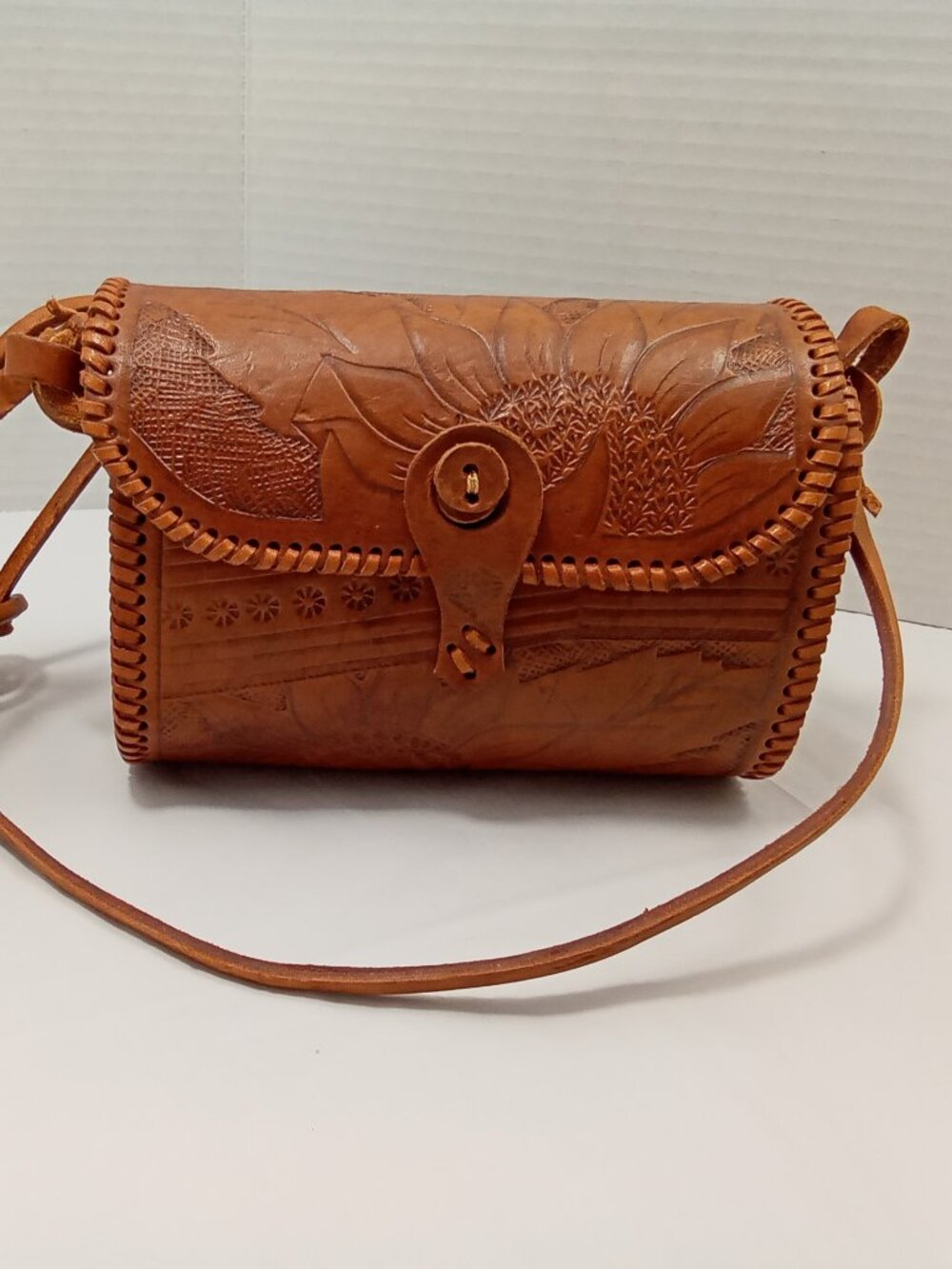 Vintage Hand Tooled Leather Crossbody Purse Sunflower Western Boho Small Handbag